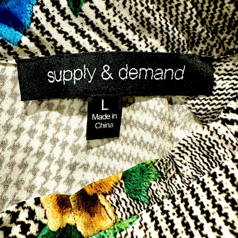 EUC Supply & Demand Checkered Floral Blouse Sz L - Picture 10 of 15